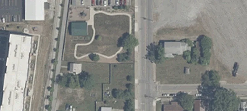 905 Main St