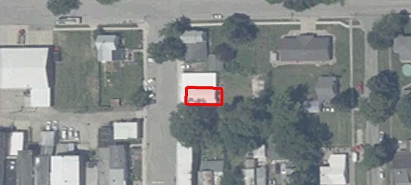 102 Pleasant St