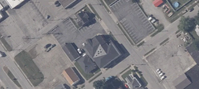 893 High St