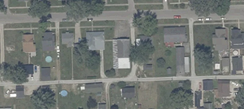 927 Main St
