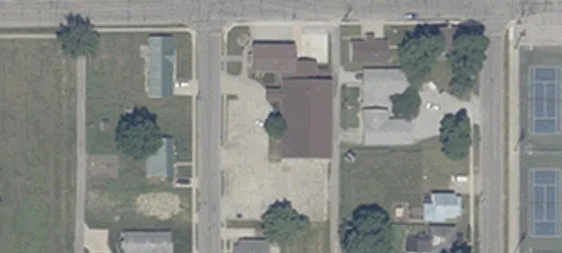 1011 Town St