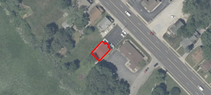 318 Pne Lk Ave