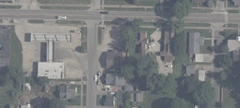 403 Broadway St