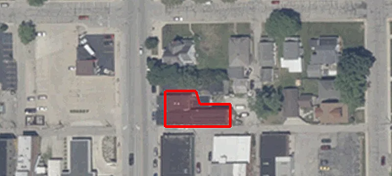 124 Main St