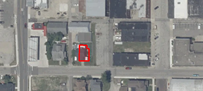 213 Washington St Behind