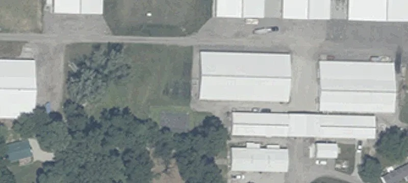 3753 Lk Rd 28th E