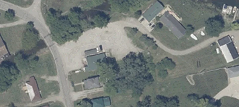 3815 1175th E