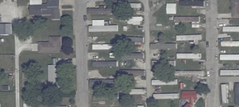 900 Maple St