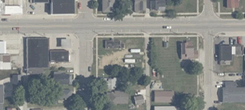 202 Ctr St