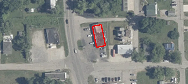 421 Main St