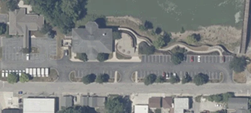 211 Water St