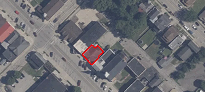 348 Walnut St