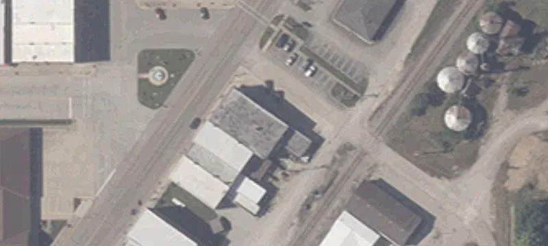 1 Commercial St