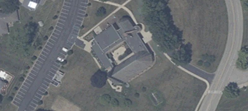 3300 Fairlawn Dr