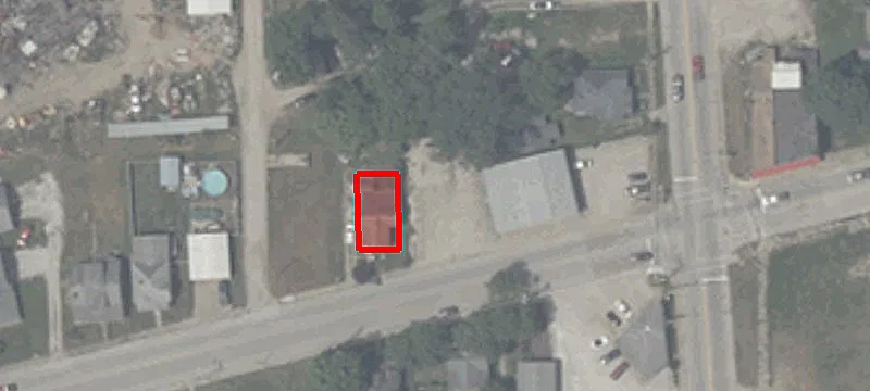 312 Paris Ave