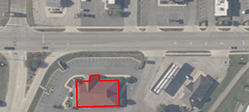 935 Main St