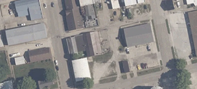 209 4th St