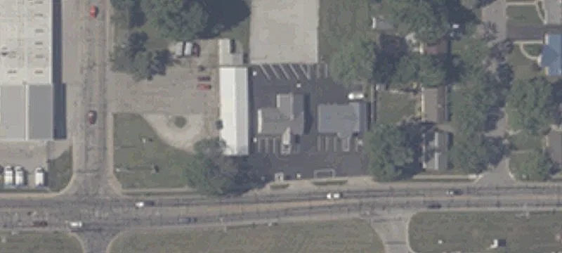 406 Es Blvd