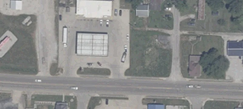 8136 State Rd 48
