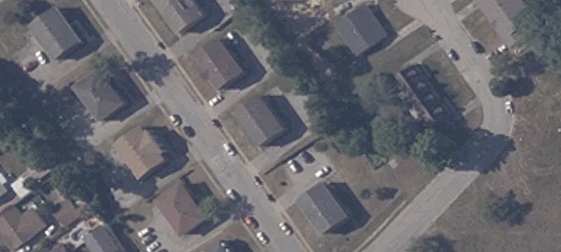 816 Colonial Park Dr