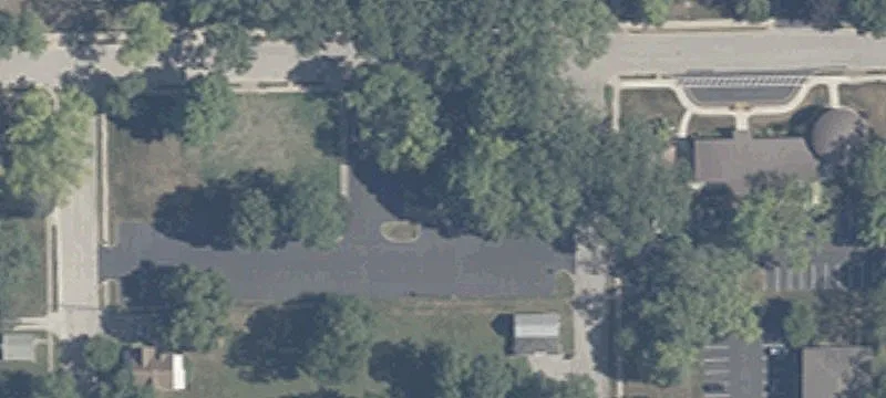 609 College Ave