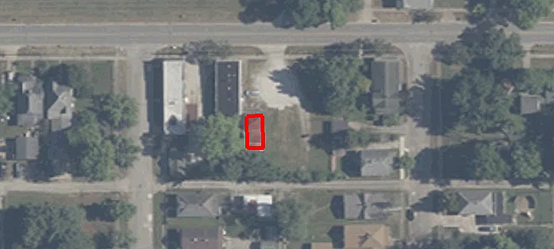 2105 Maple Ave