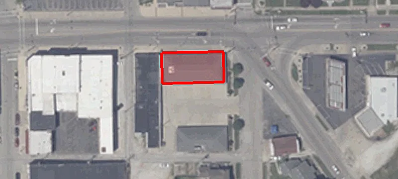 225 Main St