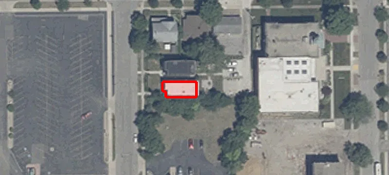 112 Notre Dame Ave