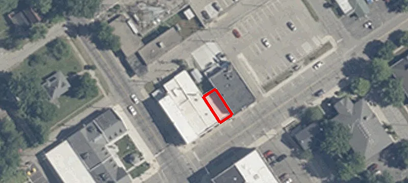 106 Main St