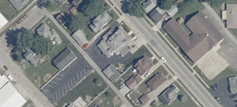 304 Chicago St