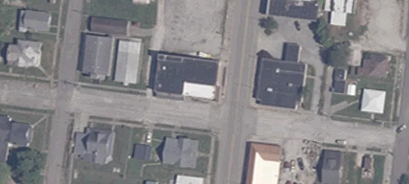 301 Main St