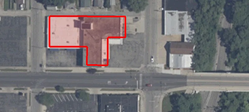 100 Main St