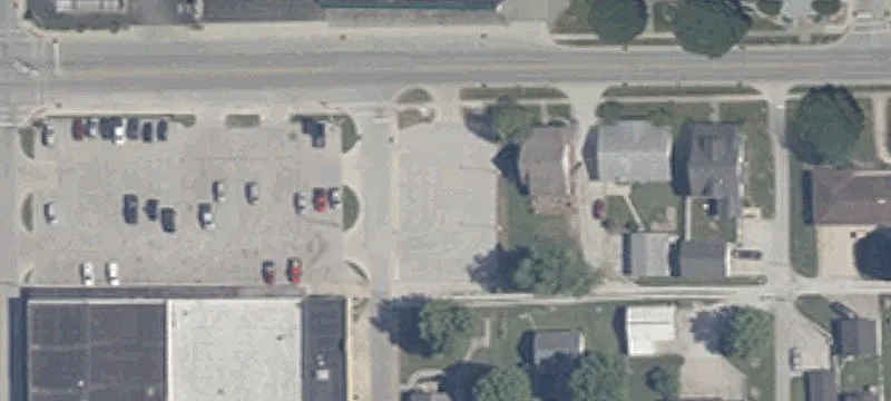 215 Main St