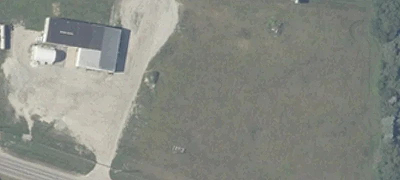 7456 Old Rd 30