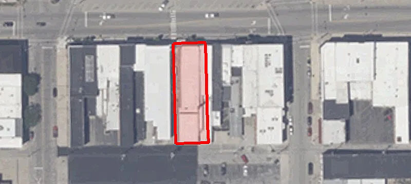 121 Main St