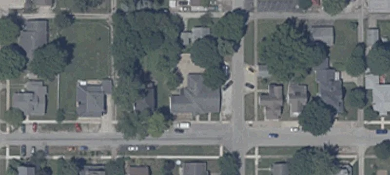 202 Plum St