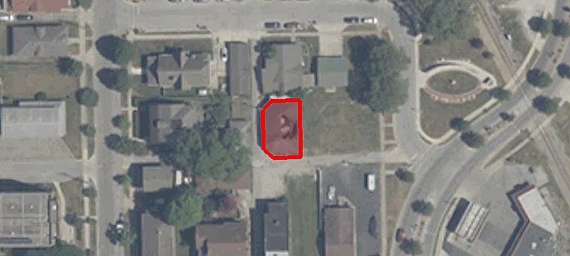 413 12th N Lafountain St