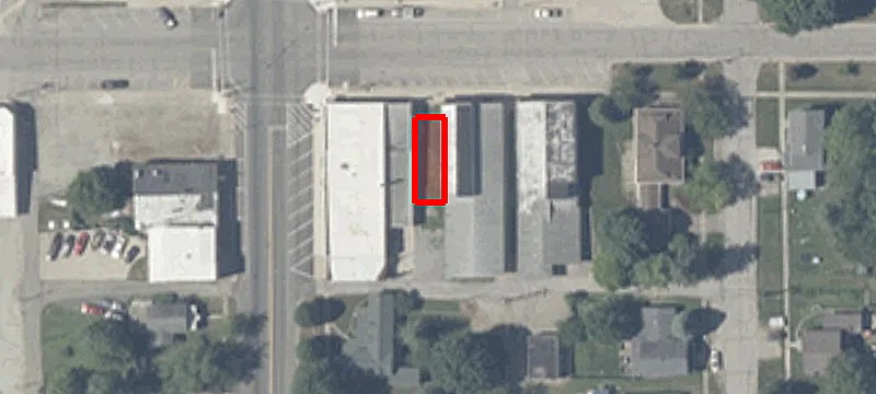 106 Main St