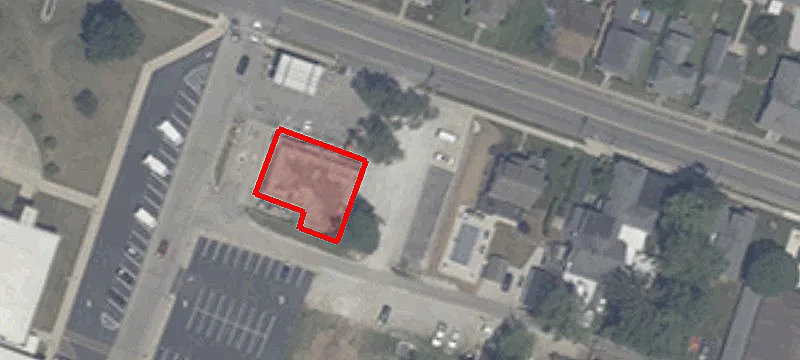 135 Main St