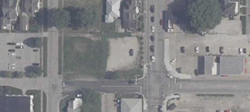 301 Newton St