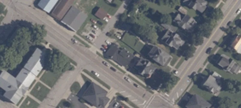 406 Main St