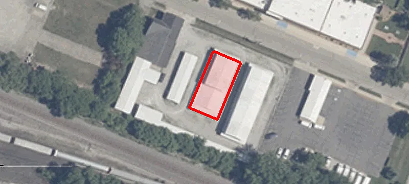 1401 Woodlawn Ave