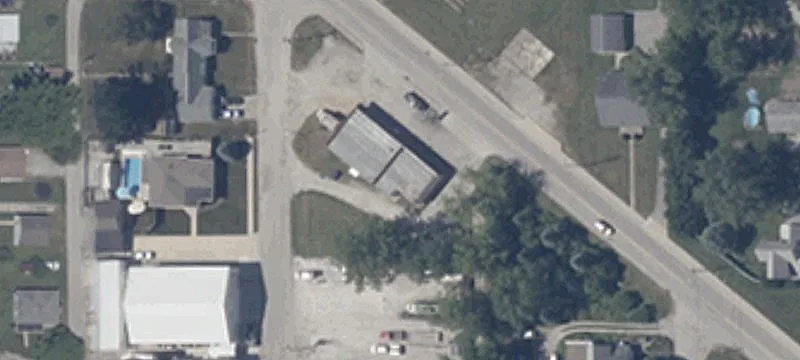 1557 Rossville Ave