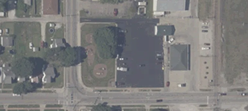 1106 Main St