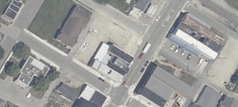 126 Main St