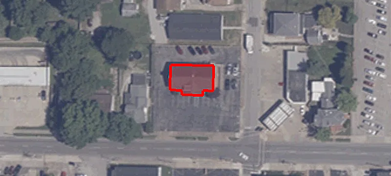 301 Main St