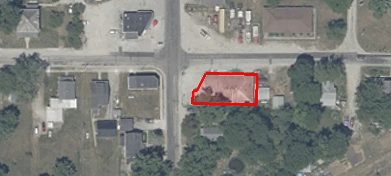 3011 Main St