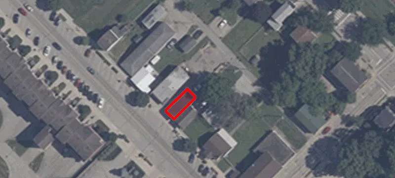 422 Walnut St