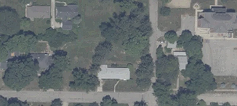 705 Lgt St