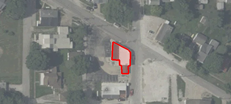 100 Main St